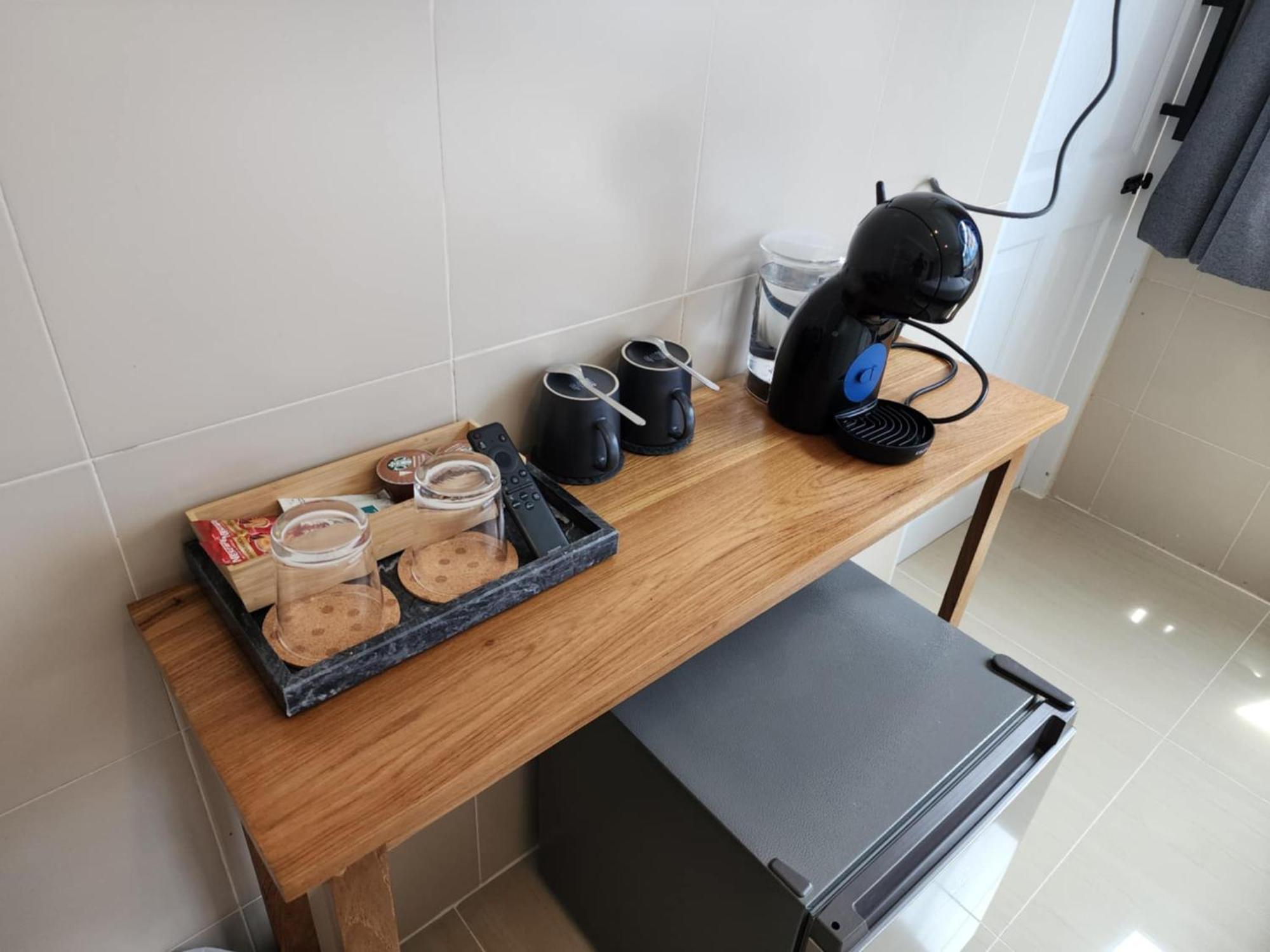 Lo-Ha Guest House, Contactless Check-In Бангкок Экстерьер фото